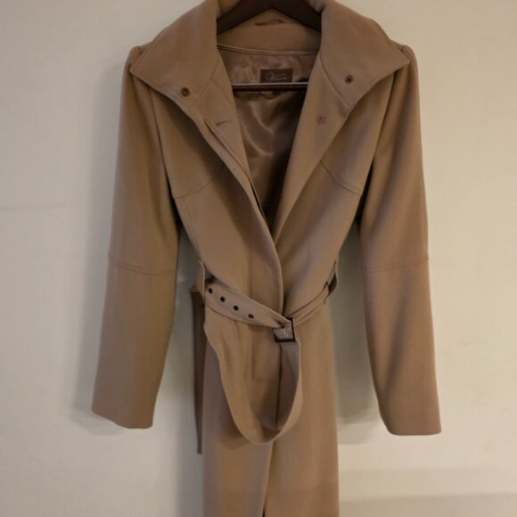 Jacket - Picture 1 of 6